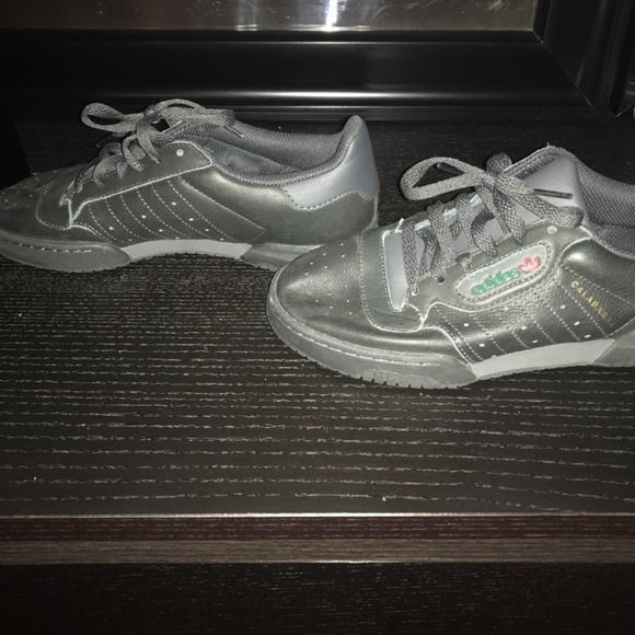 Adidas Yeezy Powerphase Calabasas - Picture 2 of 5